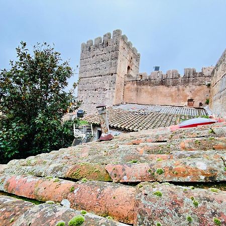 El Escondite De La Muralla Caces 외부 사진